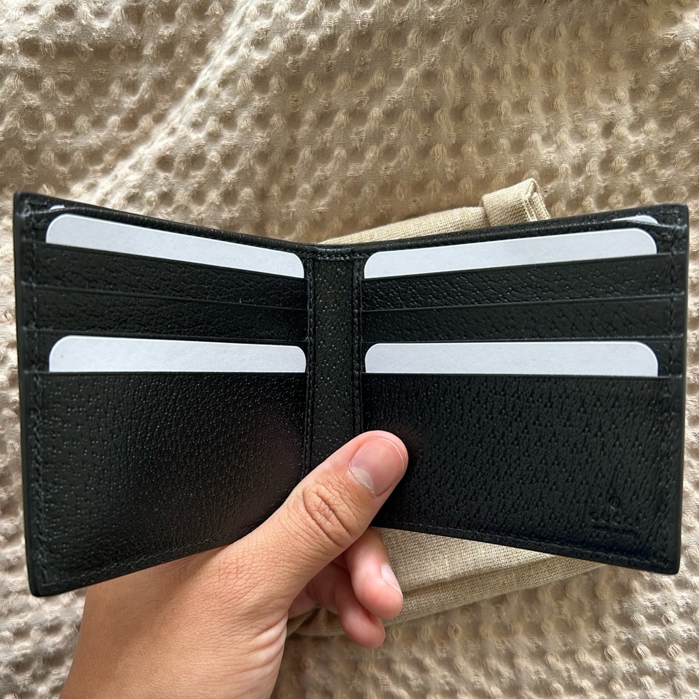 Gucci GG Marmont Leather Bi-Fold Wallet - Picture 2 of 4